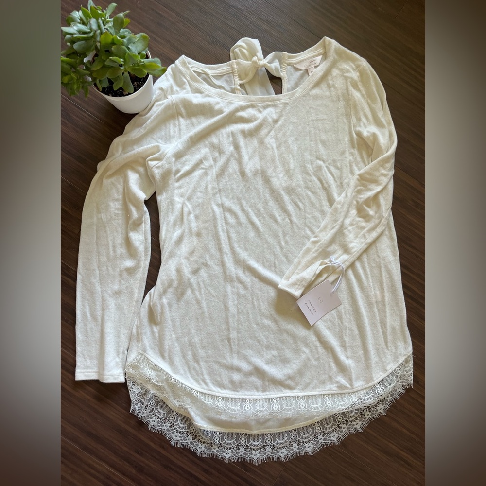 2 for $30 NWT Lauren Conrad light weight cream sweater